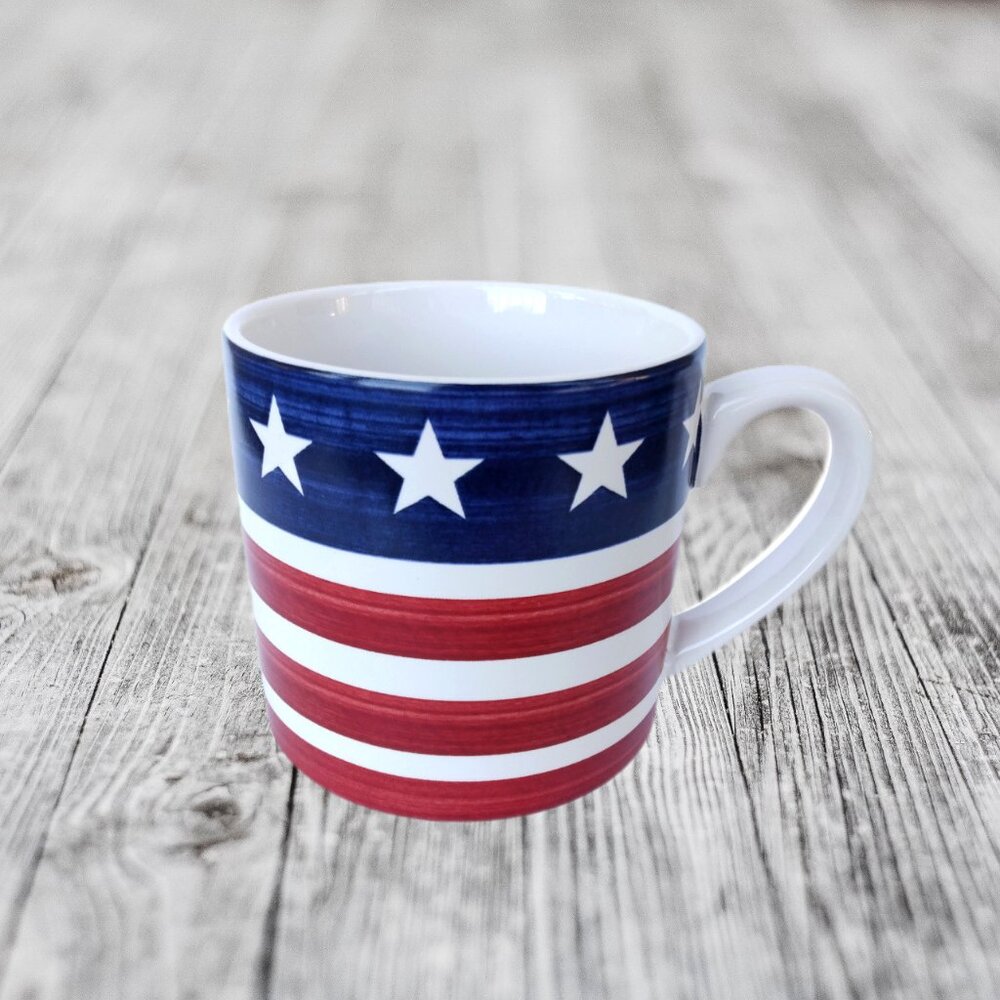 Sur La Table Patriotic Stars and Stripes American Flag Coffee Tea Mug 13oz
